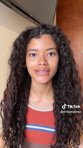 Corte en capas para cabello rizado: ¡Aprende a hacerlo!