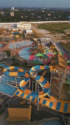 124K views · 889 reactions | 17 Water Slides, 4 Water Rides, 7 Restaurants, 4 Unique Food Trucks. Say less | Mana Bay | Facebook