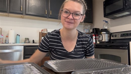 Watch Honest Review - The Best Baking Pan Set? on Amazon Live