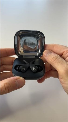 Beats x Alo Special Edition Beats Fit Pro