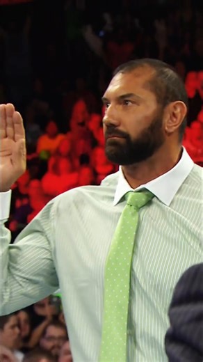 👋👋👋 #WWE #BatistaWeek | Gladys Kelly