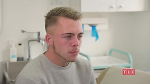 464K views · 2.5K reactions | Jordan is only 21 years old and he's got a very extreme case of back acne. As a last resort, he's been using tanning beds to dry out his back. See how Dr. Emma is able to help him on a brand-new episode of #SaveMySkin TONIGHT at 10/9c. | TLC | Facebook