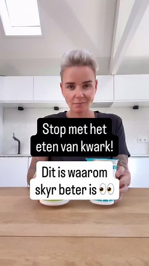 Lot Beukers | afvallen & voedingsexpert | leefstijl coach on Instagram: "𝘝𝘰𝘭𝘨 @lotbeukers 𝘷𝘰𝘰𝘳 𝘯𝘰𝘨 𝘮𝘦𝘦𝘳 𝘸𝘢𝘢𝘳𝘥𝘦𝘷𝘰𝘭𝘭𝘦 𝘤𝘰𝘯𝘵𝘦𝘯𝘵🤩 Weer een voorbeeld in de categorie: welk product is beter?🤔 Er is nooit een product dat beter is dan een ander. Het gaat altijd om context en het totaalplaatje. Een appel is bijvoorbeeld voedzamer dan een Tony’s Chocolonely minireep🍫Dat klopt. Maar betekent dat dat de appel “beter” is? Niet per se🙂‍↔️Soms kan dat stukje chocola juist je