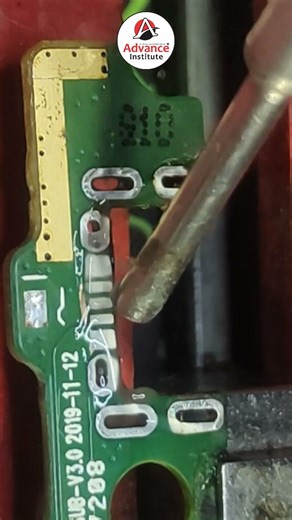 charging jack ko nikal ke kaise lagaye #laptop #mobilereparingclasses #chiplevel Advance institute