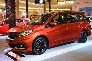 Perbandingan Konsumsi BBM Mobilio, Ertiga, Avanza Veloz dan Xpander, Irit Mana? - Otoseken