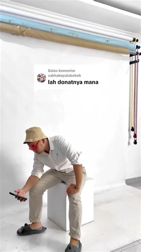 Kakyoin Donut Challenge in Jojo's Bizarre Adventure