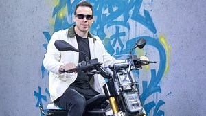 BMW Motorrad Reveals Smart Glasses With Head-Up Display