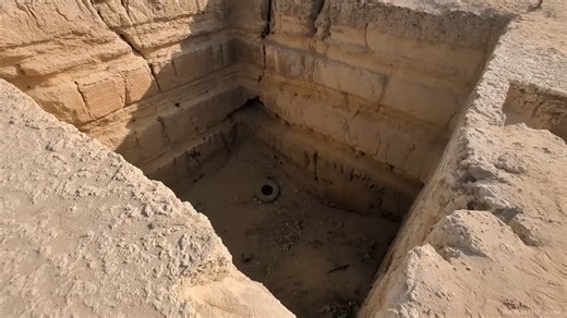 What scientists just found under the Giza Plateau raises big questions