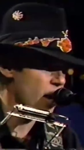 MissMissyPhillly🎼🎹🎸 | Neil Young - Powderfinger (1979) 1984 - WTTW Studios, Chicago -Centerstage... this classic Powderfinger” is a song written by Neil Young,... | Instagram
