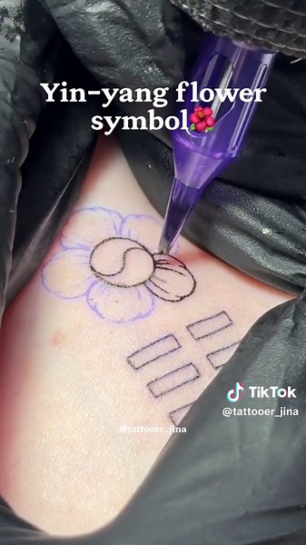 TikTok의 Jina tattoo
