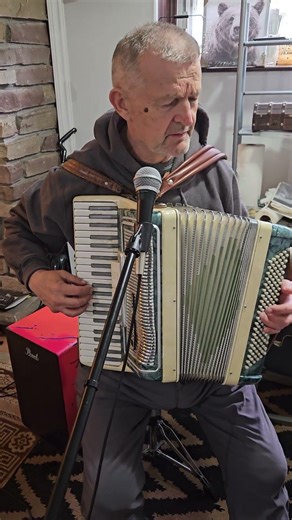 Nazareth - Broken Down Angel (Accordion Cover)