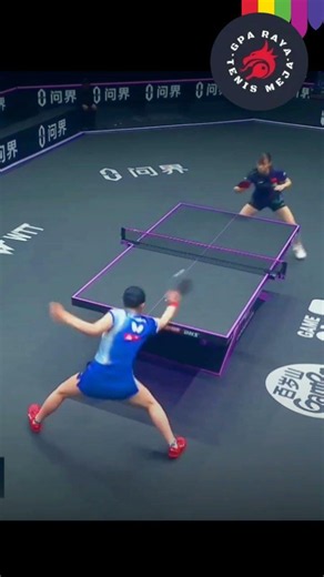 attack combination with forehand and backhand smash