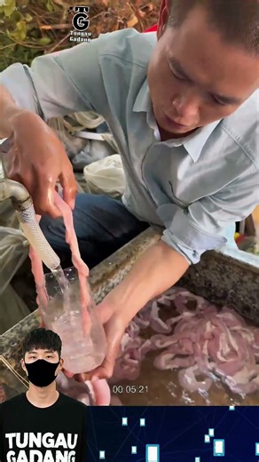 How to Easily Clean Animal Intestines the Practical Way #kitchenhacks #cleancooking #foodprep