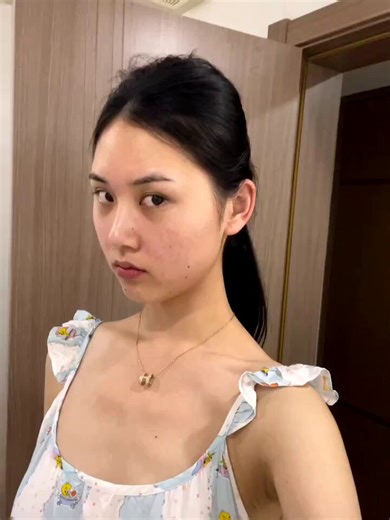 气死我了！！喝酒误事啊！！玩推特好几年都没露脸昨晚喝点酒没打码发了照片要社死了今早就都没醒紧急删了一些以前的不良内容以后就要立好人设不能瞎说黄话了