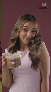 5.5M views · 10K reactions | ✨ 癩Got Brewed with Matrix Hair Color! ☕️✨ Can you believe I got this stunning Toffee Crush color melt without Bleach!? Love love the shine on my hair! A huge shoutout to my Matrix Pros for bringing my hair dreams come to life!‍♀️ If you want to get this stunning hair color without bleach then head over to a Matrix salon near you! . #Ad @matrixindia_lnc #BrewedWithMatrix #MatrixColorMelt #MatrixIndia | Ahsaas Channa | Facebook