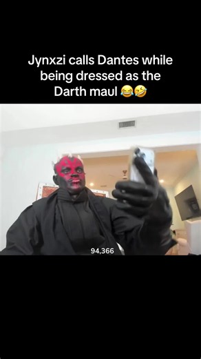 Jynxzi calls Dantes while being dressed as the Darth maul 😂🤣@Jynxzi #jynxzi #twitch #fyp #funny