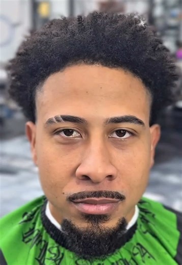 Saving His LINE-UP ☠️ Barber Step by Step with ASMR Sounds!! 🎶 Take Notes 📝 #barberlife #fyp #taperfade #tutorial #asmrsounds