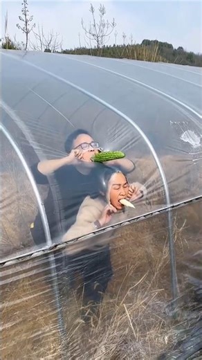 I Found a Plastic Tape 📼😨| Survival House Step by Step”14 #shorts