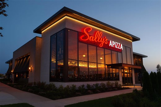 Garden City dining, top-paid state workers, Swift wedding. Journal top stories