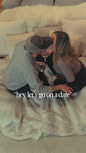 Laura + Eric | modern love on Instagram: "perfect stay at home date night: • no tv • phones on do not disturb • drinks + popcorn 🍿 • games 🃏 • treats • random fun 🔦 … you know the rest 👀 if you’re wondering how to reconnect with your partner or keep the spark alive, start here ↓ simple, cozy, playful + intentional save this for your next date night at home 🤍 _____ #datenightideas #coupleconnection #healthyrelationship"