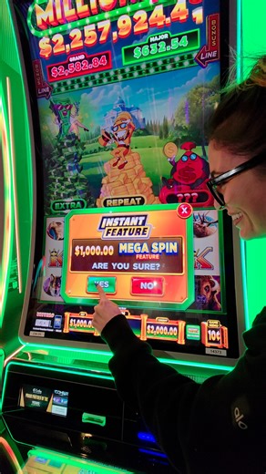 I Bought a $1K Bonus and Got a Fullscreen!!!! | Lady Luck HQ
