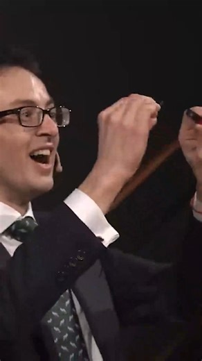 42K views · 725 reactions | There's always something 'magical' about magnets 鱗 (Extremely) theoretical physicist David Tong talks about the genius of Michael Faraday. Watch the full lecture on quantum fields here: youtube.com/watch?v=zNVQfWC_evg&t=2s | Royal Institution of Great Britain | Facebook