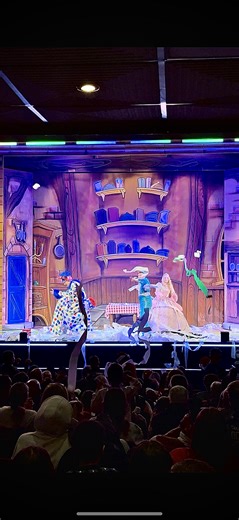 WESTON! We asked and you delivered 🤩 As you can see, our Christmas Eve audiences understood the assignment 🤣 The question is, New Year's Eve audiences... Can you top them?! We'll have to do it again then, won't we (woo!) to find out 👀 It's our final two sold out shows tomorrow, so let's finish big! Bring your own 🧻 and end the year with some epic Playhouse Panto chaos 🙌 | The Playhouse Theatre