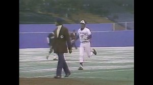 #FlashbackFriday to #OpeningDay in 1977, when Doug Ault hit the first home run in #BlueJays history. | Toronto Blue Jays