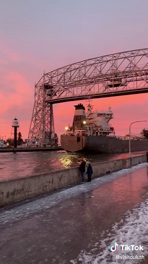 Breathtaking Sunrise Views at Lake Superior