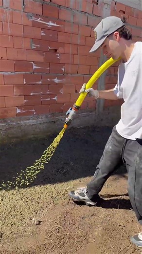 la hidrosiembra es 5 veces mas barata que otros metodos! 🌱seguinos en @Hydrograss en ig y tiktok