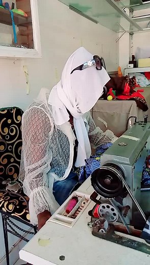 Mastering Sewing Techniques with a Vintage Sewing Machine