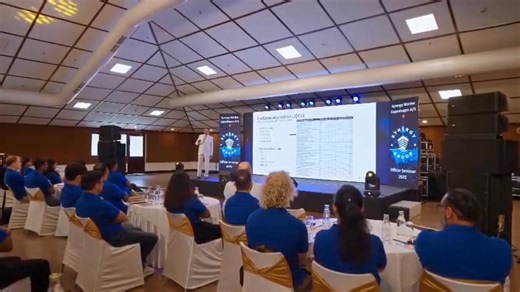 𝗔 𝗦𝗲𝘁𝘁𝗶𝗻𝗴 𝗳𝗼𝗿 𝗥𝗲𝗳𝗹𝗲𝗰𝘁𝗶𝗼𝗻, 𝗮 𝗦𝗲𝗺𝗶𝗻𝗮𝗿 𝗳𝗼𝗿 𝗔𝗹𝗶𝗴𝗻𝗺𝗲𝗻𝘁 📍 Kumarakom | 4–6 November The Synergy Marine Copenhagen A/S Seminar brought together seafarers, owners, operational leaders and partners for three days of purposeful dialogue, shared learning and strengthened alignment. Set against the serene backwaters of Kumarakom and opened aboard a houseboat 🚤, the seminar offered an environment that encouraged openness, reflection and the kind of connection rarely 