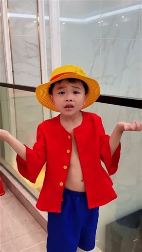 小路飞怎么一下在上面一下在下面#路飞 #海贼王