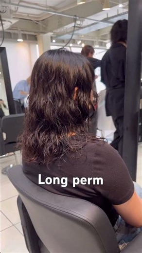 Long permでイメチェンしましょ〜☆#パーマ#ミディアムパーマ#ロングパーマ#表参道美容室 #コテ巻き風パーマ