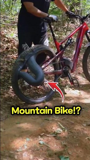 Tubeless vs. Tube Tires 💥 The Crazy Thing That Happens When a Bike Tube Bursts