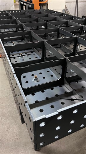 Corte láser y Plegado de chapa - Metalurgica on Instagram