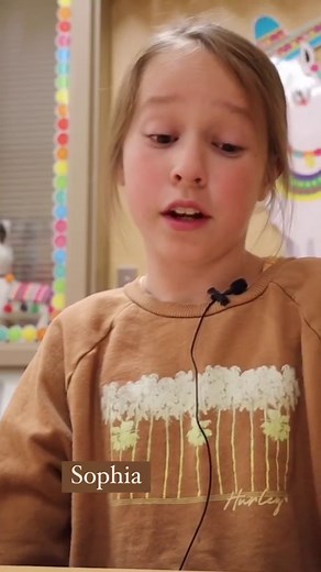 Washington Elementary fifth graders have been writing paragraphs in their Social Emotional Learning classes about what they are thankful for. Enjoy as some read aloud! 🍂 | Sunnyside School District