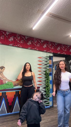 actually can’t stop dying😭 queen of hair flips iggg😂 #fyp #polytiktok🇦🇸🇼🇸 #sisters #xzyabc