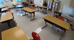 DOE scrambles to find hundreds of subs amid COVID staffing shortages