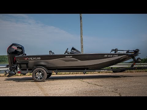 Vexus 189 AVX Walkthrough with Russell Marine Products.