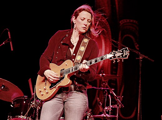 10 Modern Female Blues Singers