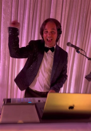 DJK plus the band at an amazing wedding at Turnberry in Aventura, FL! #djk #miamkdj #southfloridadj #weddingdj #dj #djband #djbandhybrid #radio #radioband #livemusic #higherground #highergroundband #southfloridaband #miamicoverband #palmbeachmusic #ftlauderdalemusic #miamimusic #miamiband #naplesband #naplesmusic #miamiweddingband