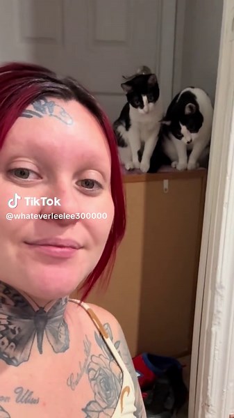 Tokisha and Uchis 🖤🤍 | tokischa dancing