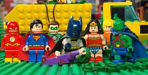 ► LEGO Justice League par Forrestfire101 - HOTH BRICKS