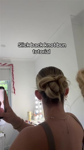DESCRIPTION HERE!!! 1.Start with messy/ creasy hair 2. Use any hair mask hair oils you have! (This is a perf chance to do a leave in mask) or gel 3. Slick back into ponny tail at preferred height 4. Tie into bun as shown! Feel free to save and slow down video. I go over with an extra hairtye to secure it 5. Secure with slick back brush, add more hair mask hair oil (or gel) and your’re done!! #fyp #foryou #hairtutorial #buntutorial #beauty