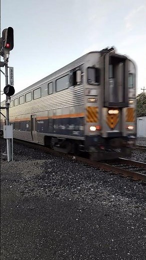 Amtrak 524 Capitol Corridor (to FMT at Blacow Rd. Crossing)