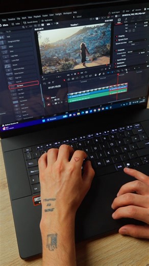 La nueva ProArt P16 llega para los creadores más exigentes 🎬💻 Con pantalla táctil OLED 4K de 16", procesador AMD Ryzen AI 9 y gráfica NVIDIA RTX 5070. Es la mejor para proyectos de edición e imagen ✨🖌️ #ASUS #ProArtP16 #Laptop | ASUS