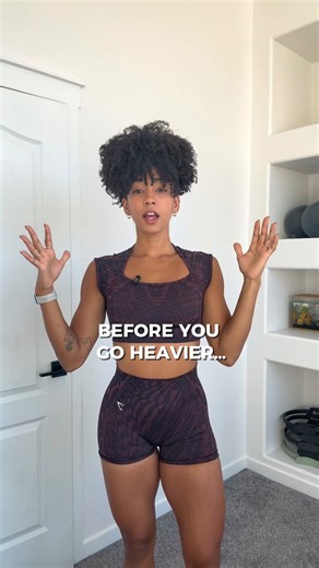 Victoria Esteves | Online Fitness Coach on Instagram: "Before you grab heavier weights… pause for a sec 💭 Ask yourself: Is my form actually clean?✨ Then be honest, how hard did that set really feel? If it felt smooth and controlled, okayyy go heavier If it felt messy, rushed, or kinda painful… stay right there. Stronger doesn’t mean heavier every time. It means lifting smart so your body loves you back 🫶🏾 #womenwholift #gymtips #fitmomlife #beginnerfitness #gymshark66"