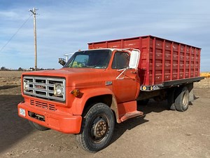 1973 GMC 6000 S/A Grain Truck | Transportation