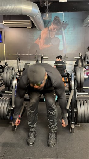 Gros trapeze ou rien Bonne Année à tous #fyp #happynewyear2026 #explorer #chest #tik_tok